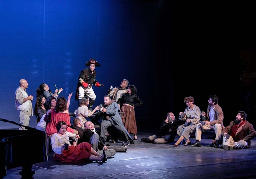 Grupo de actores y actrices actuando